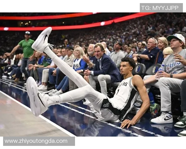 火箭与马刺季后赛第二轮对决精彩回顾与分析 火箭与马刺季后赛第二轮对决精彩回顾与分析