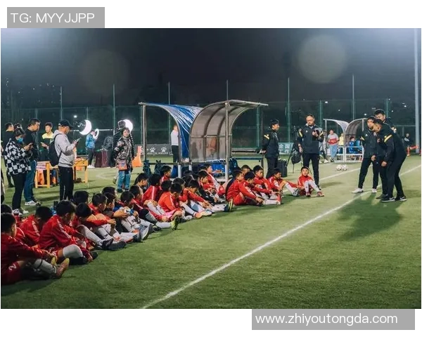 南阳八中足球比赛精彩直播全程回顾与精彩瞬间分享 南阳八中足球比赛精彩直播全程回顾与精彩瞬间分享