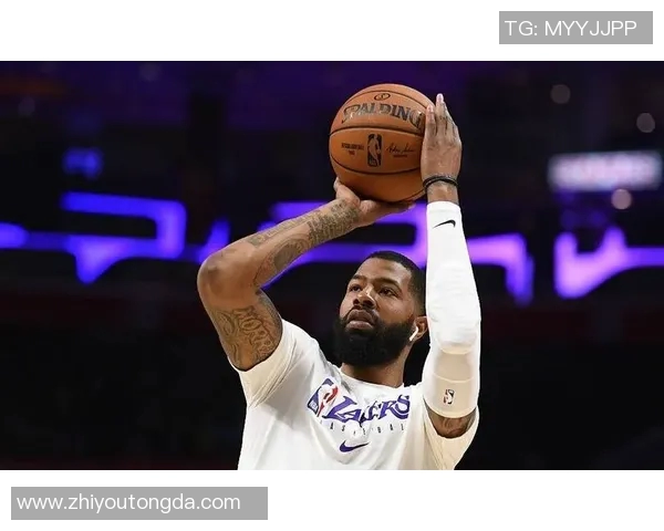 马基夫莫里斯：篮球场上的多面手与团队精神的典范