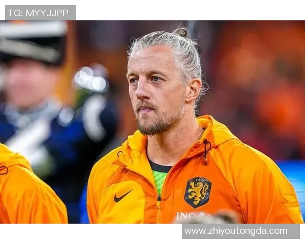 马丁内斯的传奇之路：从默默无闻到世界瞩目的足球巨星